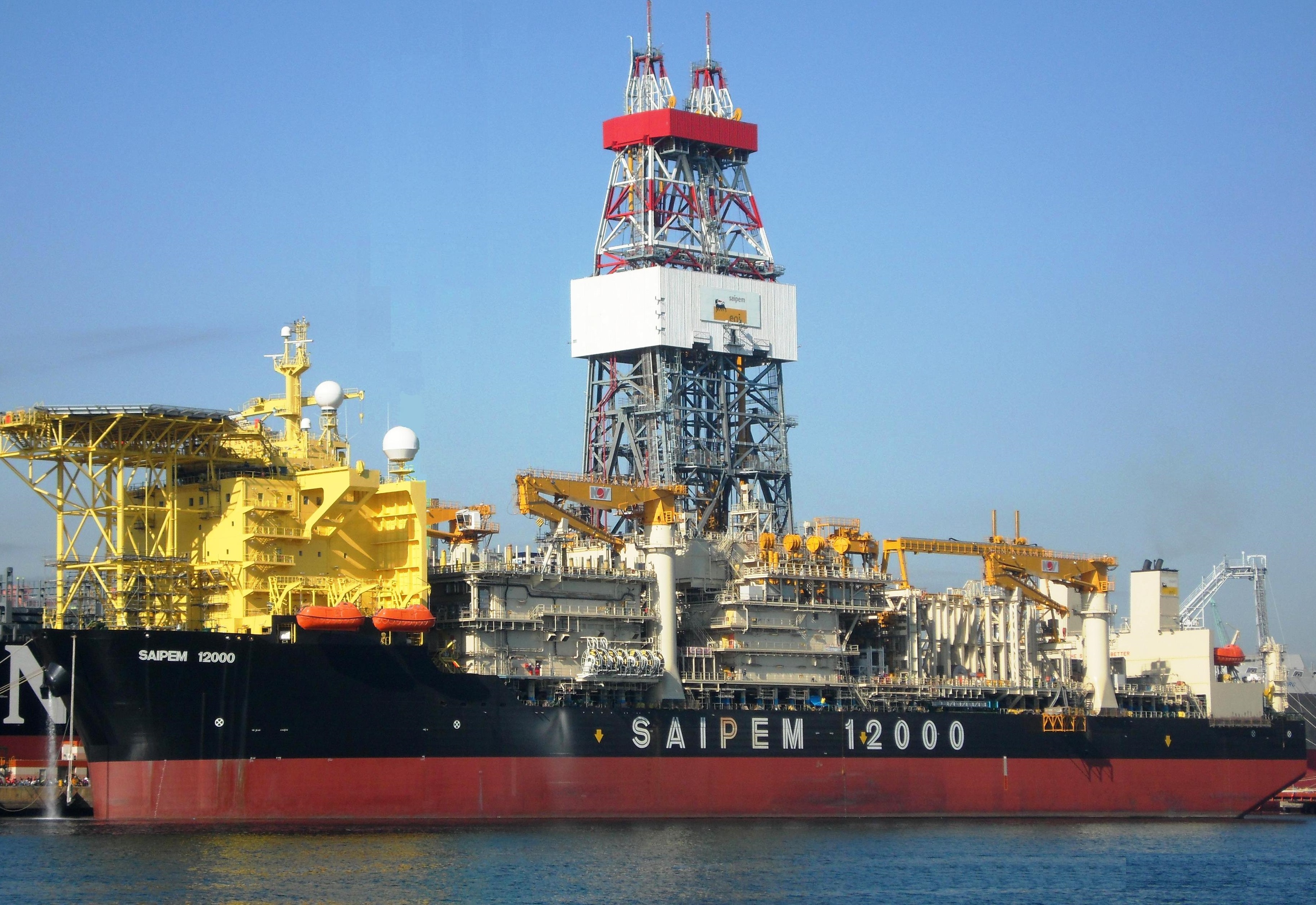 Saipem is a partner in the consortium that also includes YAATRA Africa (Mauritius), Lionworks Group Limited (Mauritius), Nuovo Pignone International SRL (a General Electric Company located in Italy) and the Uganda National Oil Company (UNOC), which is a limited liability petroleum company owned by the government